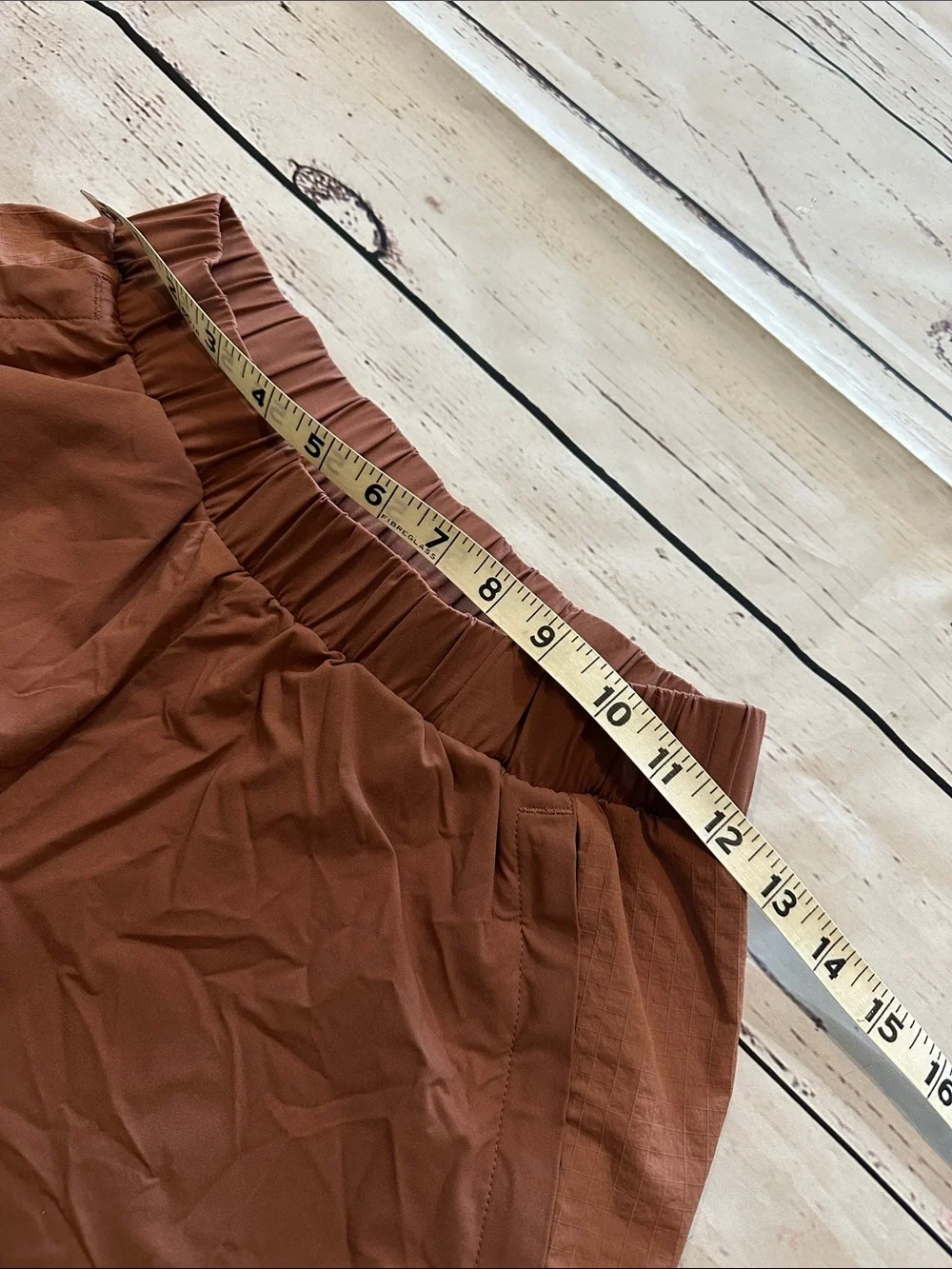 ALO Yoga rose brown High-Rise Athletic Shorts